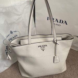 100% AUTHENTIC PRADA MEDIUM SIZE TOTE WHITE